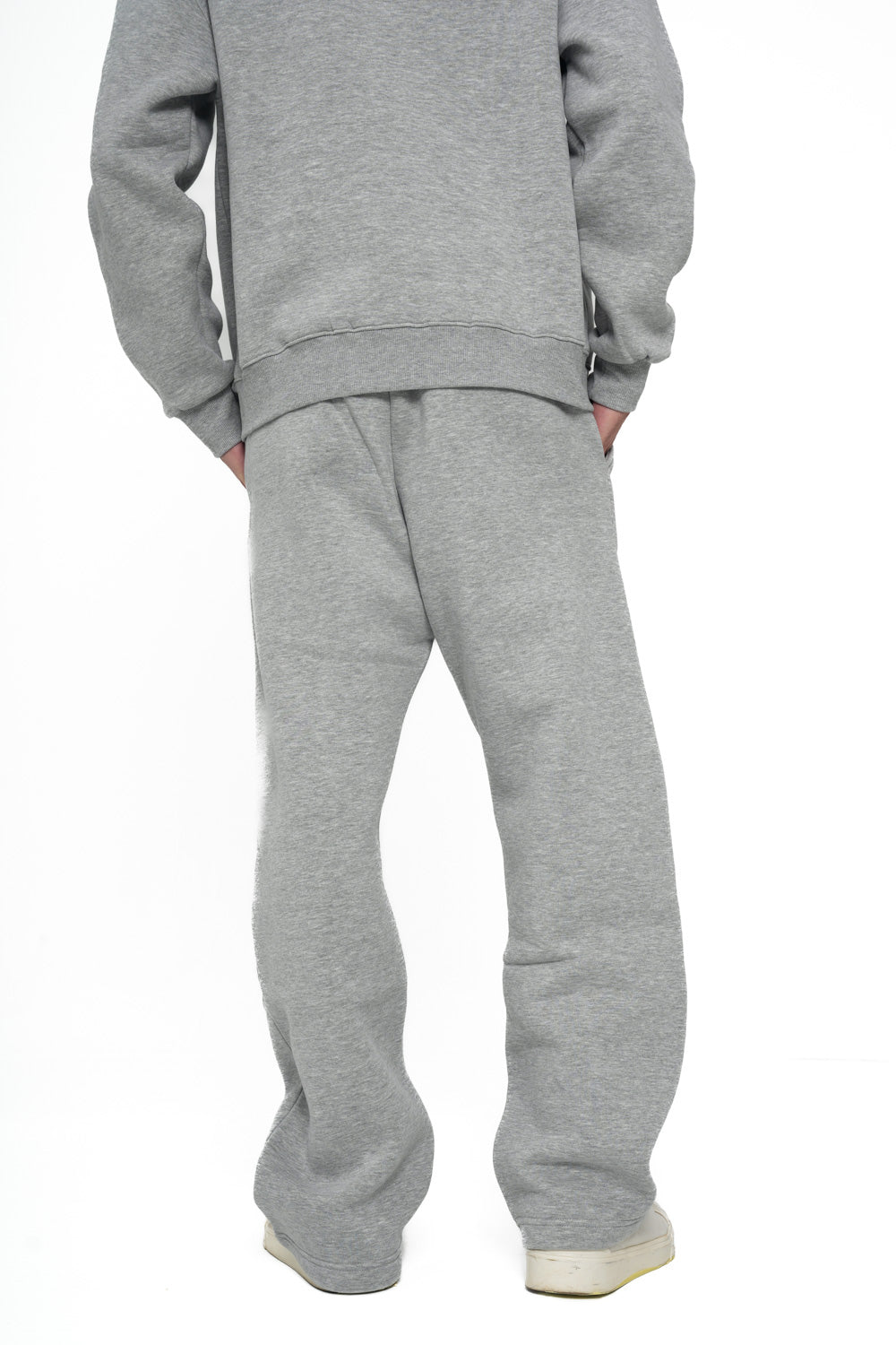 SWEATPANTS IN LIGHT GREY