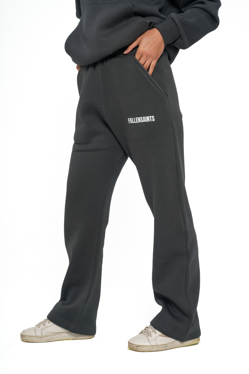 SWEATPANTS IN DARK GREY