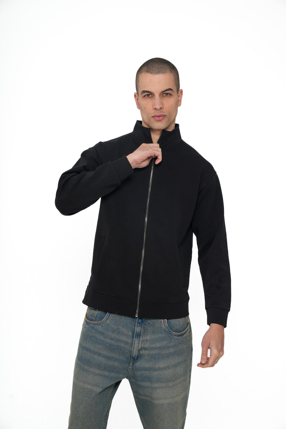 FULL ZIP-UP JACKET IN BLACK