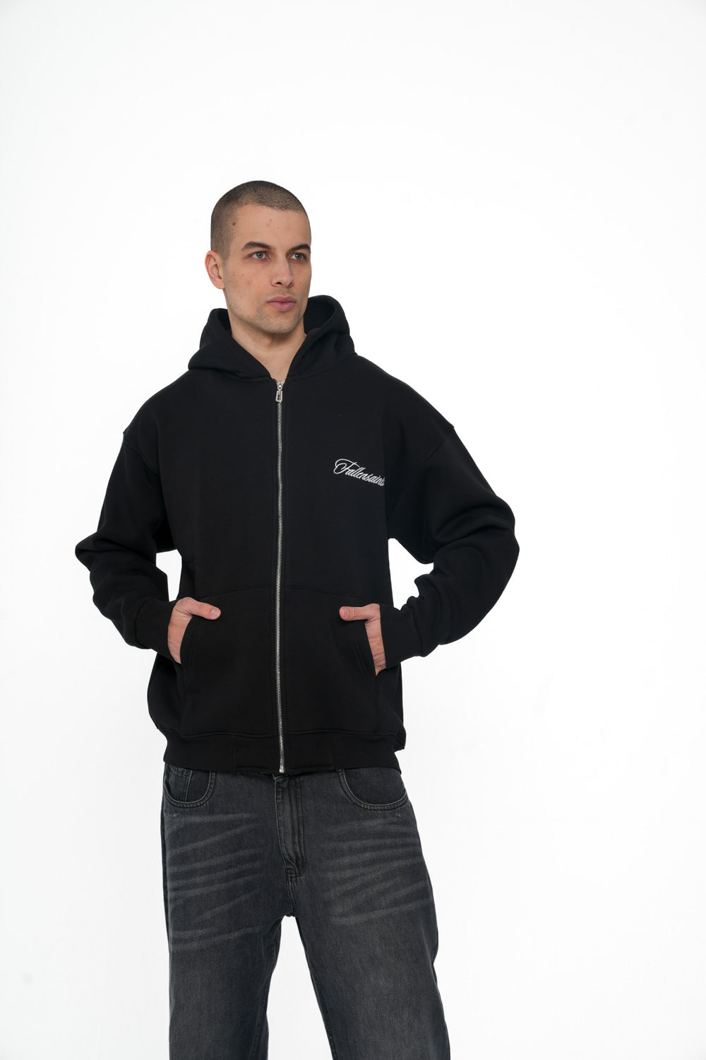 FULL ZIP-UP HOODIE IN BLACK
