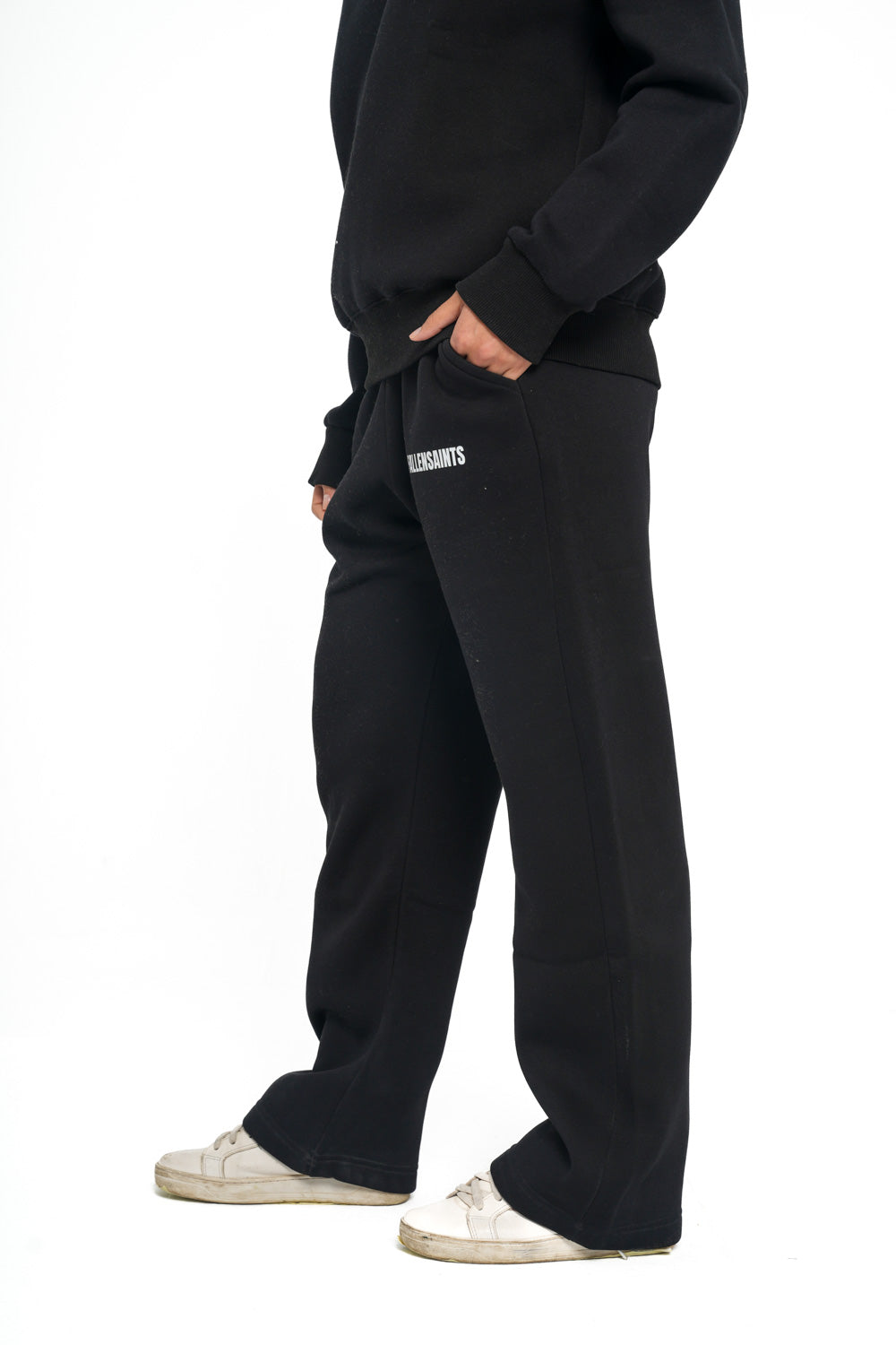 SWEATPANTS IN BLACK