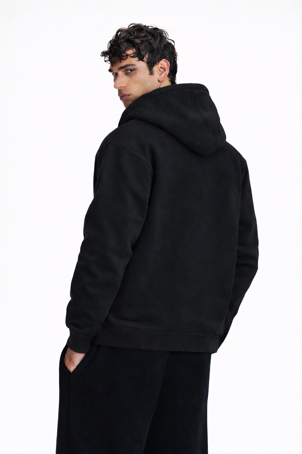 FS Basic Zip-up in Black