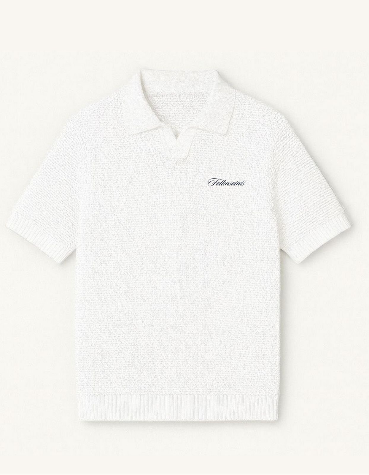 Knitted polo in white