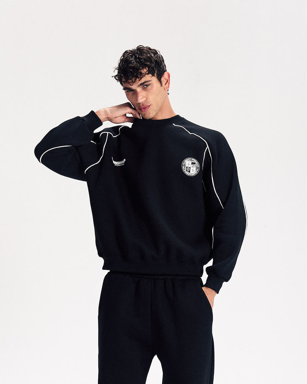 FS Jersey Crewneck in Black