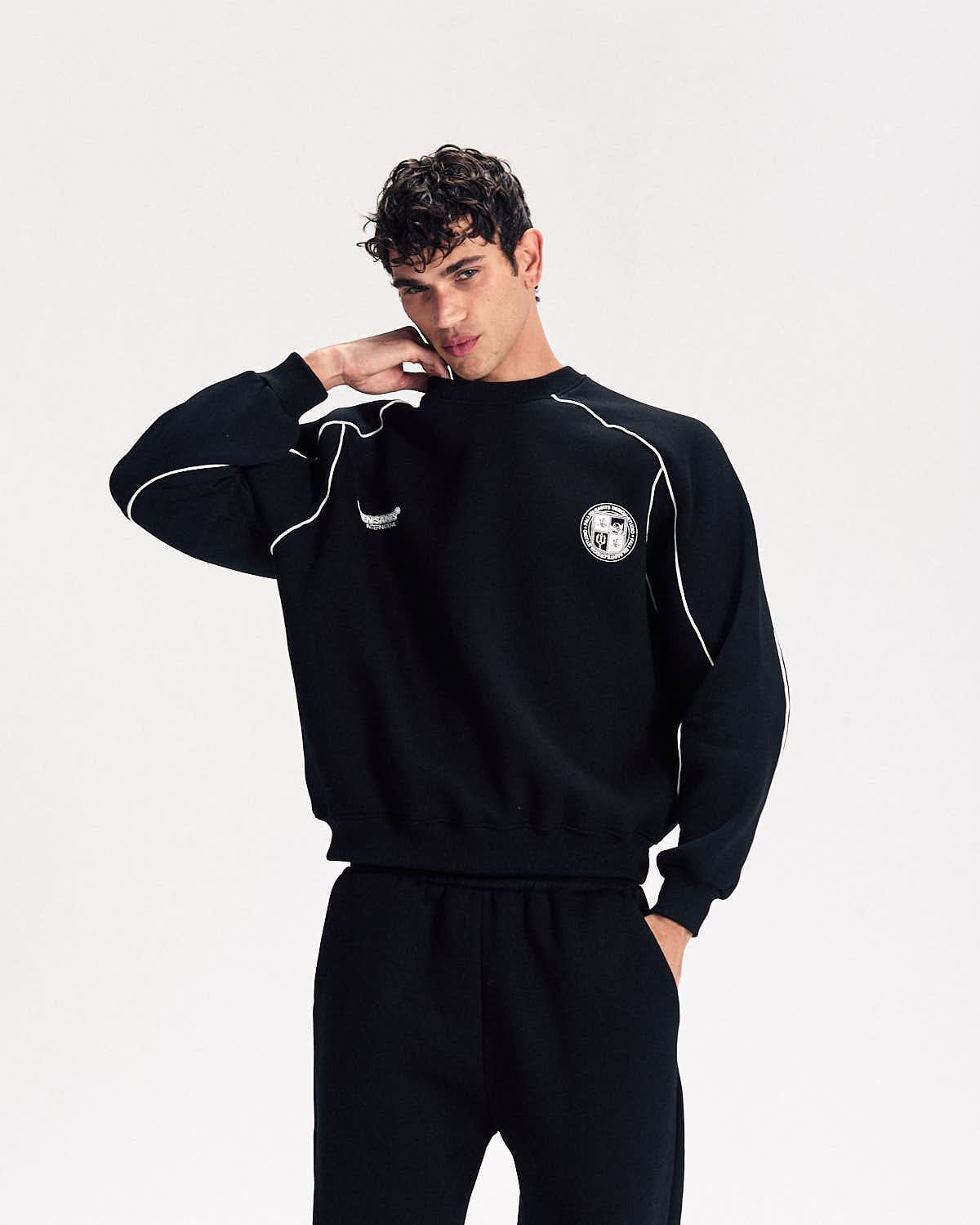 FS Jersey Crewneck in Black