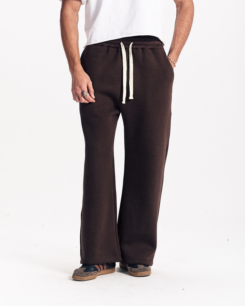 Signature Sweatpants in Brown