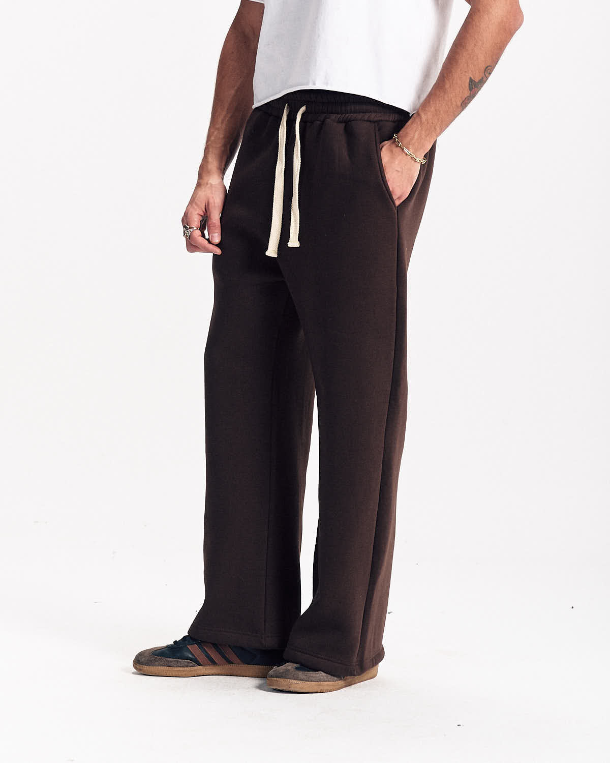 Signature Sweatpants in Brown