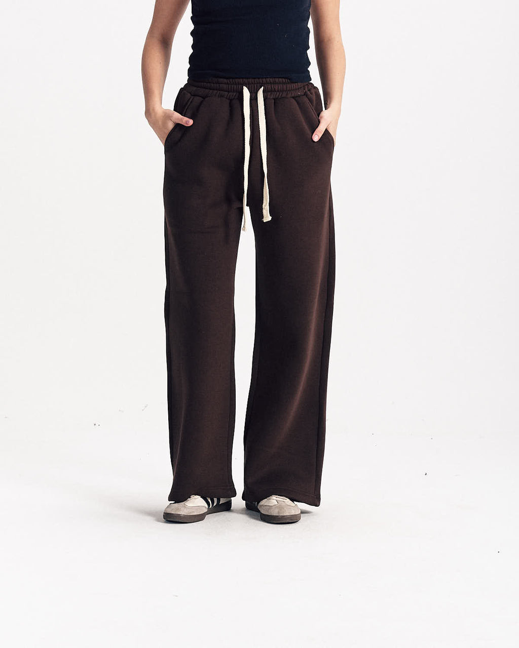 Signature Sweatpants in Brown